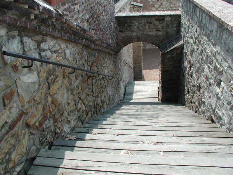 Castle_Walkway